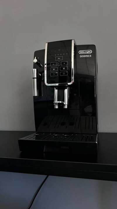 Кавомашина DeLonghi ECAM 350.15 B Dinamica